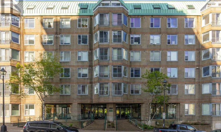 405-1326 Lower Water Street