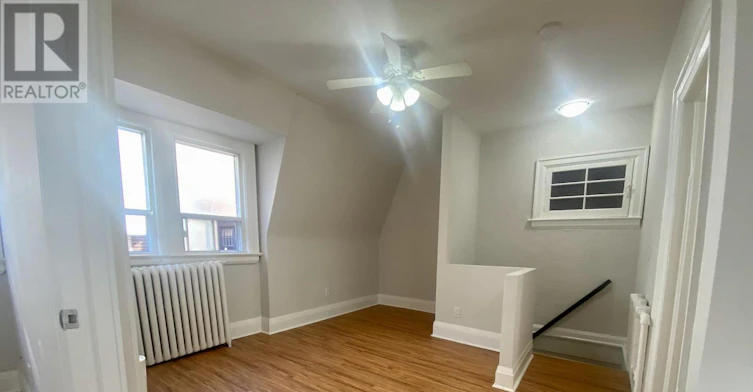 E-341 St Clair Avenue W, Toronto, ON, M5P 1N3 - 10