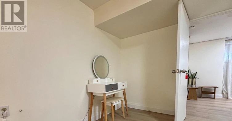 LOWER-260 Ranee Avenue, Toronto, ON, M6A 1N6 - 14