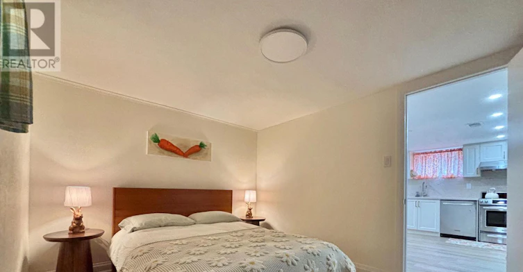 LOWER-260 Ranee Avenue, Toronto, ON, M6A 1N6 - 8