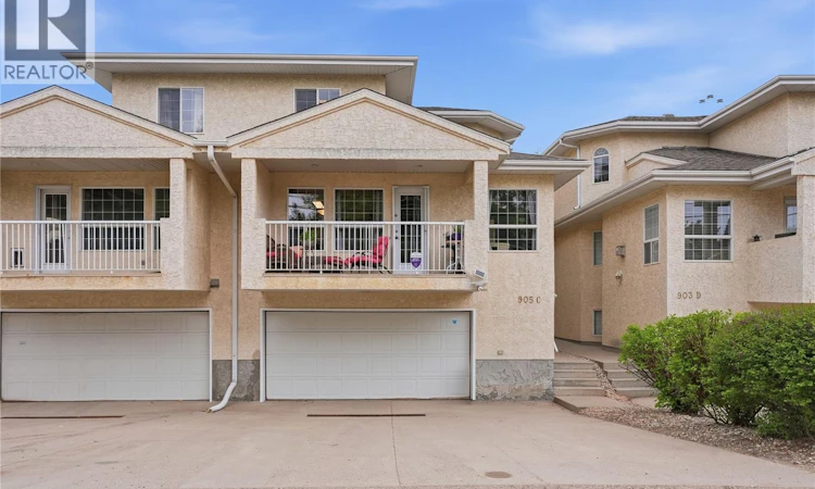 C-905 9th Street E