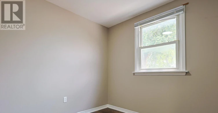 UPPER UNIT-1775 Oxford Street E, London, ON, N5V 2Z6 - 32