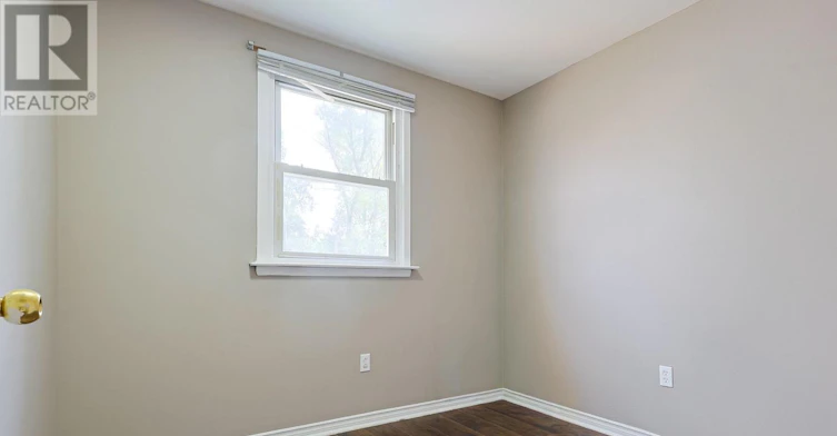 UPPER UNIT-1775 Oxford Street E, London, ON, N5V 2Z6 - 30