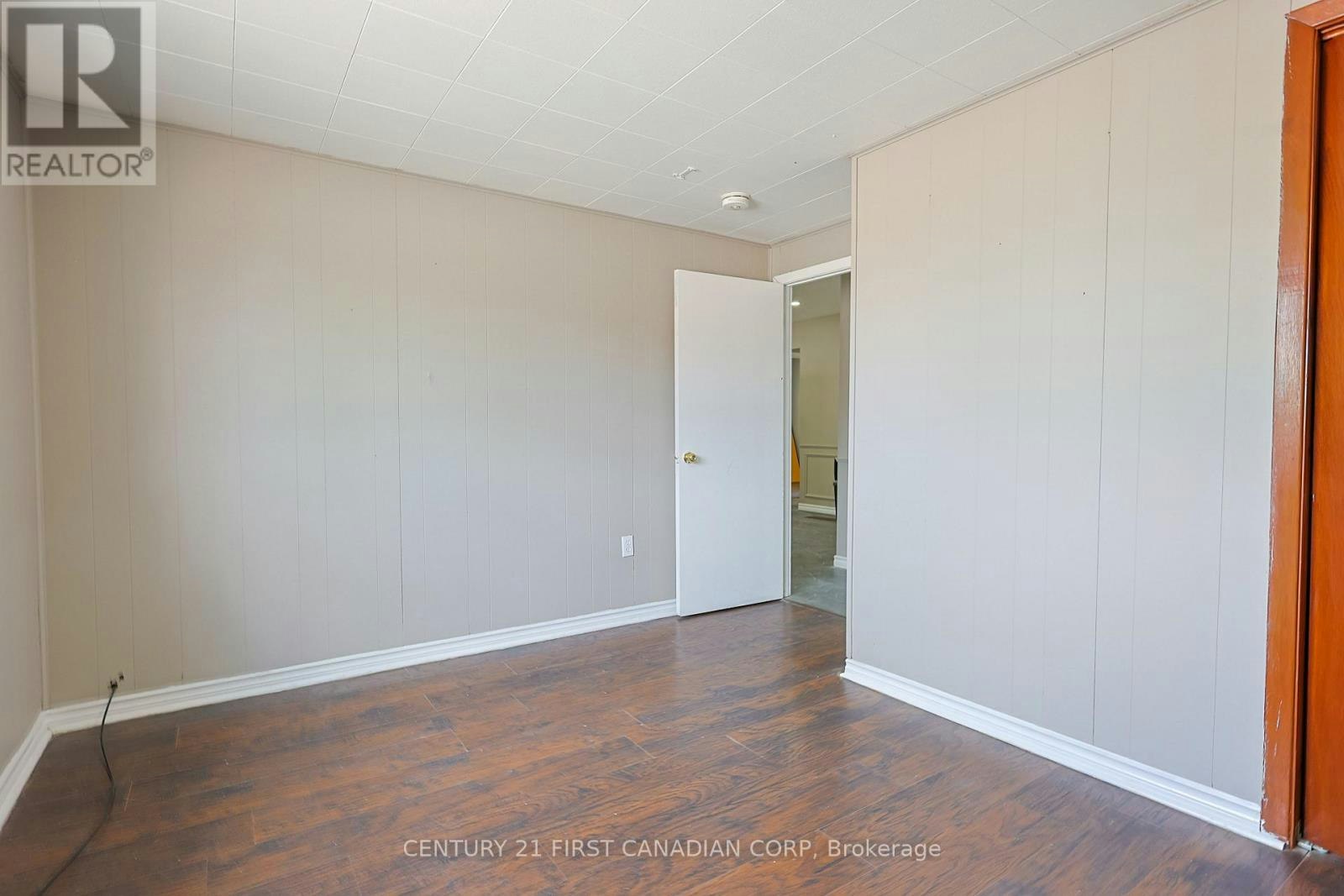 UPPER UNIT-1775 Oxford Street E, London, ON, N5V 2Z6 - 19