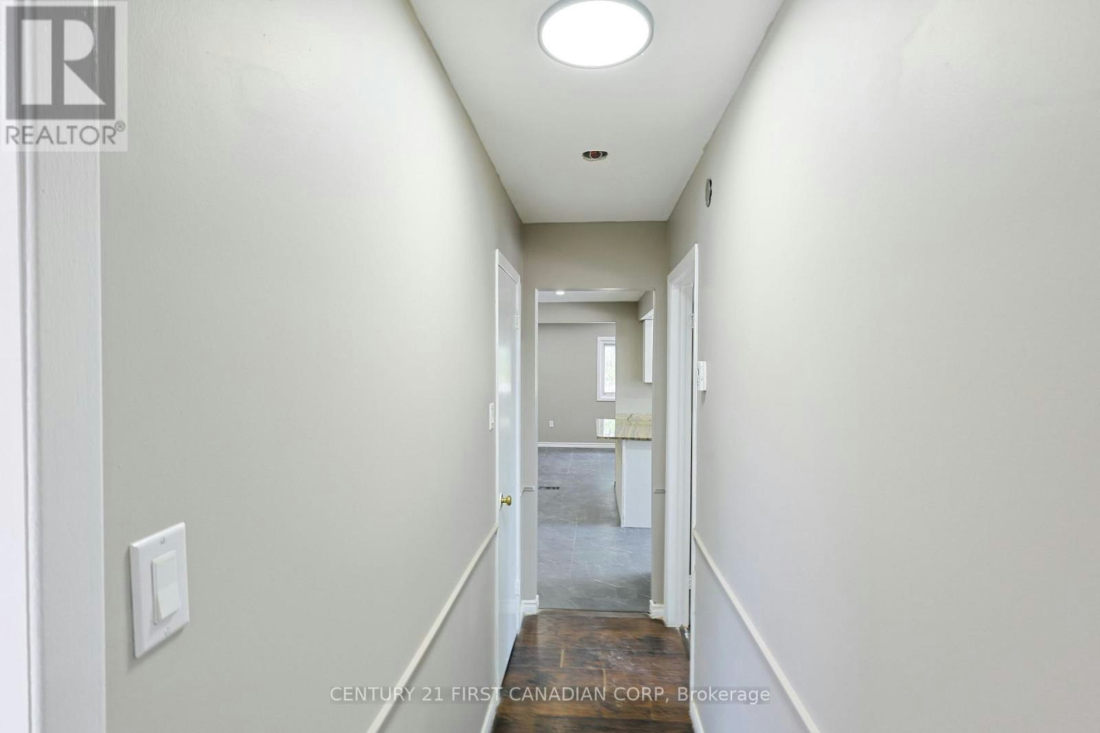 UPPER UNIT-1775 Oxford Street E, London, ON, N5V 2Z6 - 6