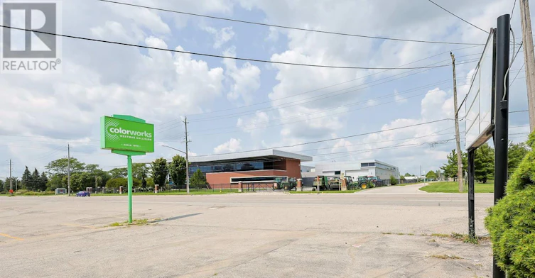 UPPER UNIT-1775 Oxford Street E, London, ON, N5V 2Z6 - 38