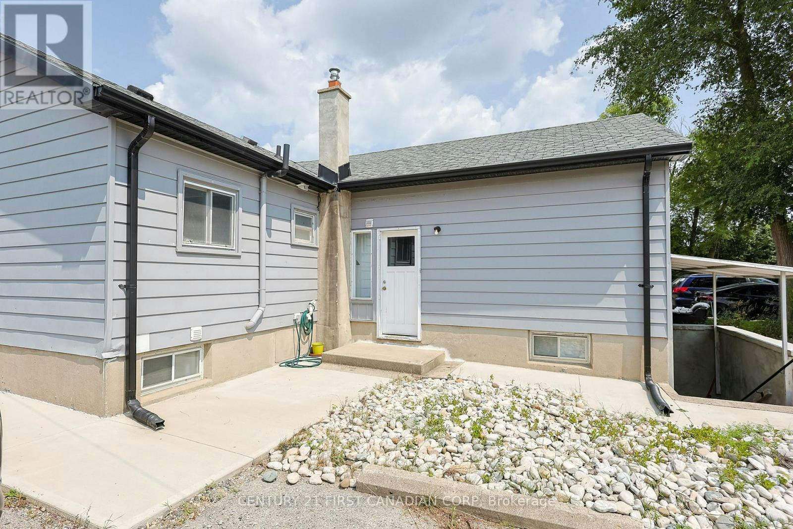 UPPER UNIT-1775 Oxford Street E, London, ON, N5V 2Z6 - 35