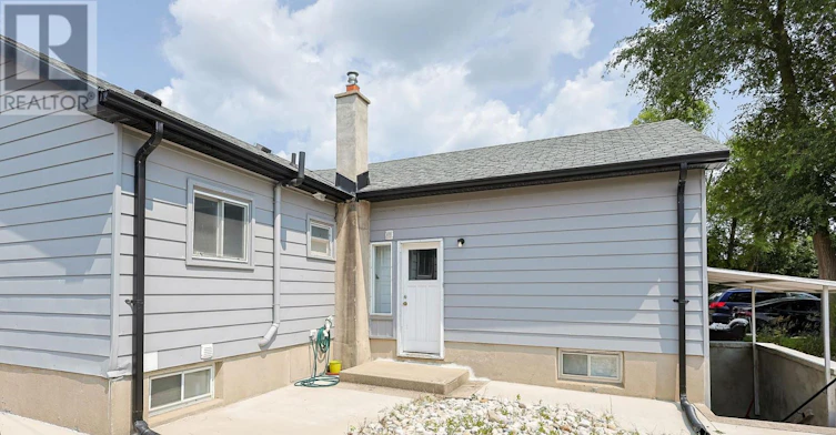 UPPER UNIT-1775 Oxford Street E, London, ON, N5V 2Z6 - 35
