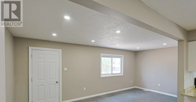 UPPER UNIT-1775 Oxford Street E, London, ON, N5V 2Z6 - 20