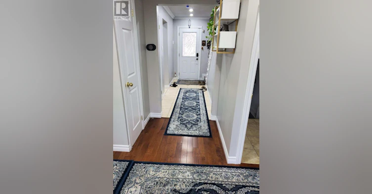 18 Deerpark Crescent, Brampton, ON, L6X 2T7 - 6