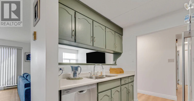 603-8 Christopher Court, Guelph, ON, N1G 4N7 - 24