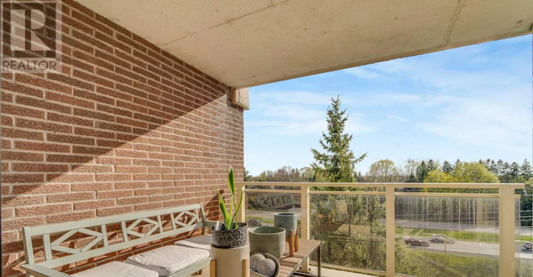 603-8 Christopher Court, Guelph, ON, N1G 4N7 - 35