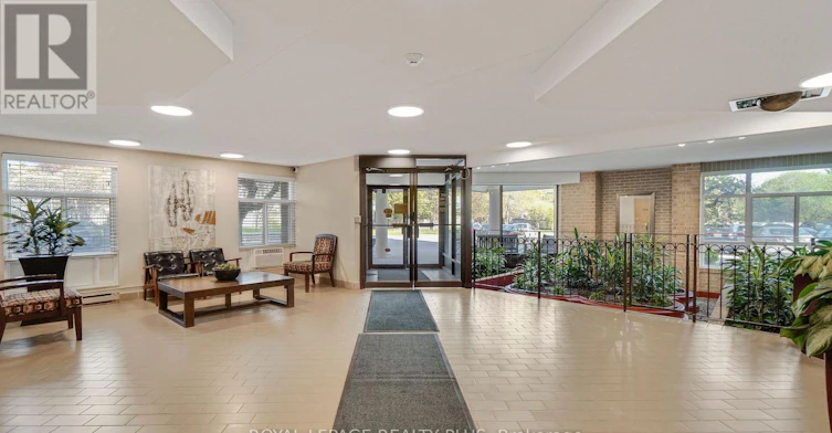 603-8 Christopher Court, Guelph, ON, N1G 4N7 - 6