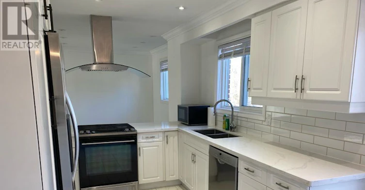 70 Beswick Drive, Newmarket, ON, L3Y 5B8 - 6