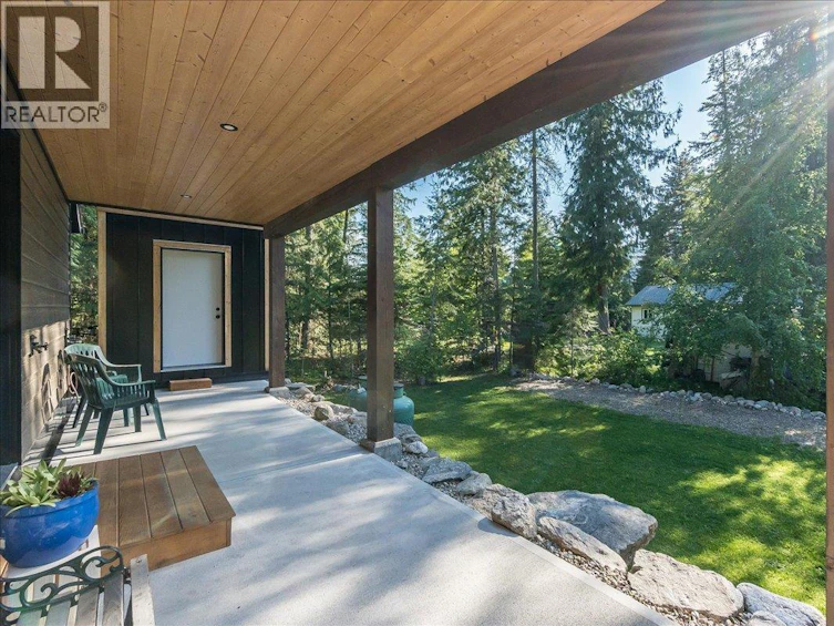 809 Slocan Street, Slocan, BC, V0G 2C0 - 46
