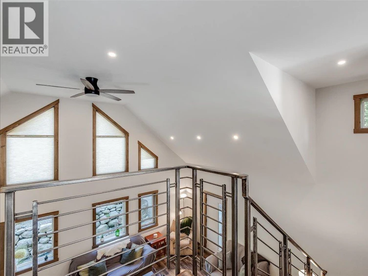 809 Slocan Street, Slocan, BC, V0G 2C0 - 28
