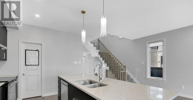 45 Mandevilla Crescent, Ottawa, ON, K1T 0Y2 - 14