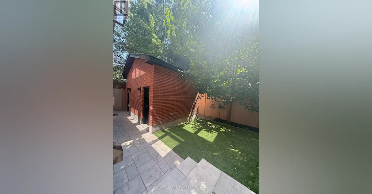 2-58 Florence Street, Ottawa, ON, K2P 0W7 - 13