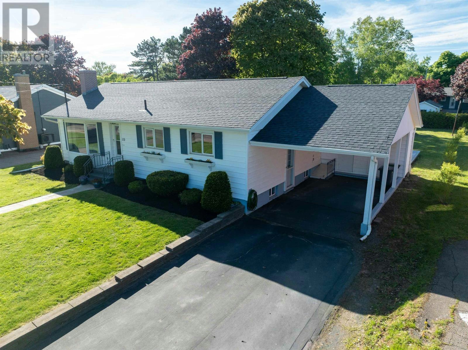 119 Nassau Street, Charlottetown, PE, C1A 2W8