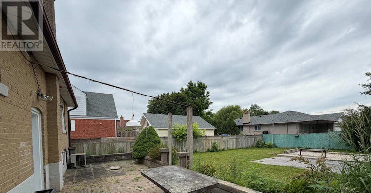 BSMT-404 Rustic Road, Toronto, ON, M6L 1W7 - 11