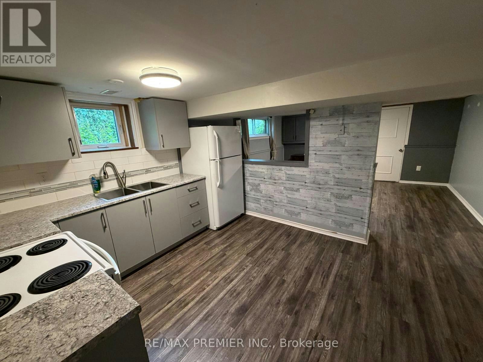 BSMT-404 Rustic Road, Toronto, ON, M6L 1W7 - 3