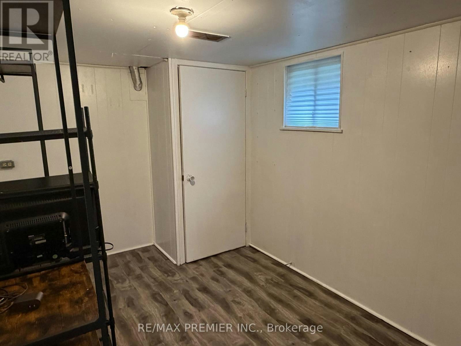 BSMT-404 Rustic Road, Toronto, ON, M6L 1W7 - 7