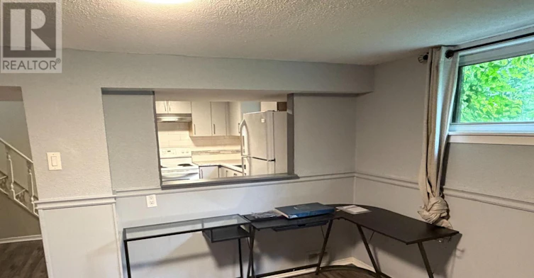 BSMT-404 Rustic Road, Toronto, ON, M6L 1W7 - 5