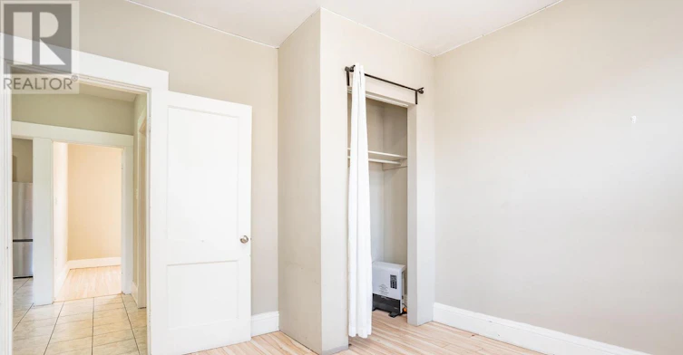 UPPER-25 Spadina Avenue, Hamilton, ON, L8M 2W8 - 10