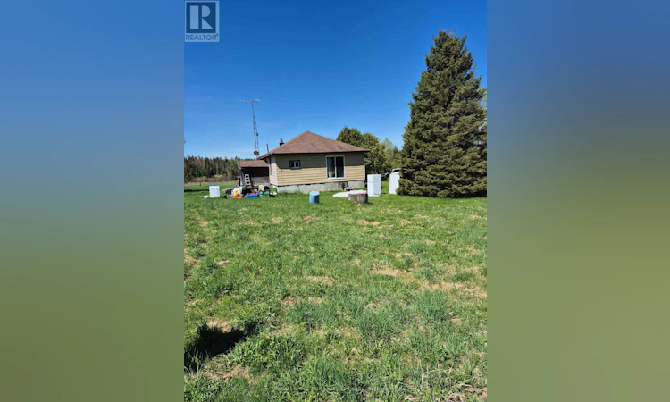 1048 Papineau Road
