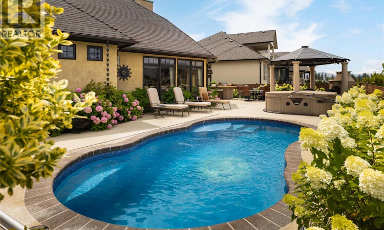 4768 Carmel Crescent