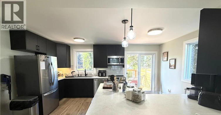 B-75 Lillian Drive, Waterloo, ON, N2J 4J8 - 4