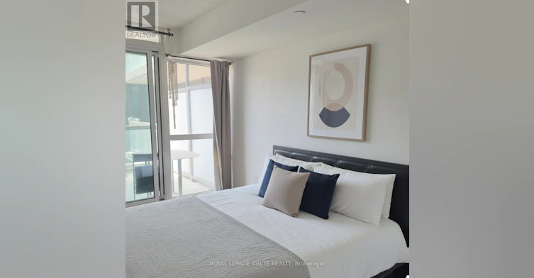 423-80 Esther Lorrie Drive, Toronto, ON, M9W 0C6 - 13