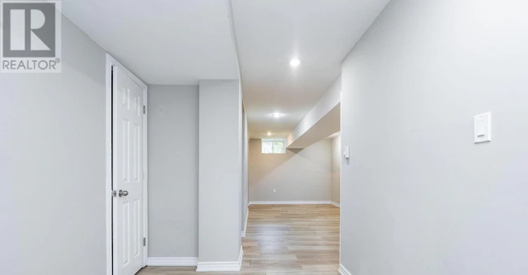 BSMT-25 Spadina Avenue, Hamilton, ON, L8M 2W8 - 5
