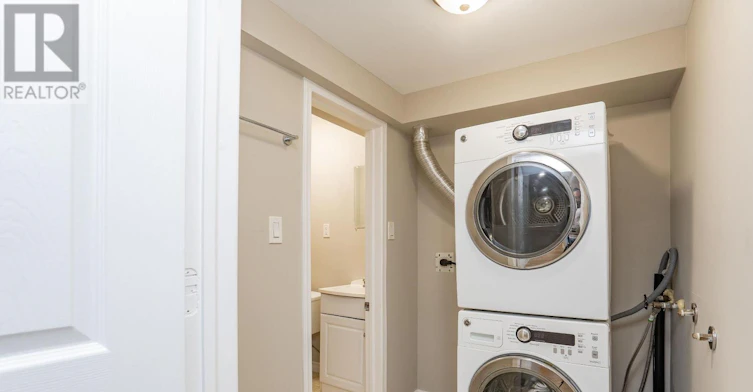 BSMT-25 Spadina Avenue, Hamilton, ON, L8M 2W8 - 12