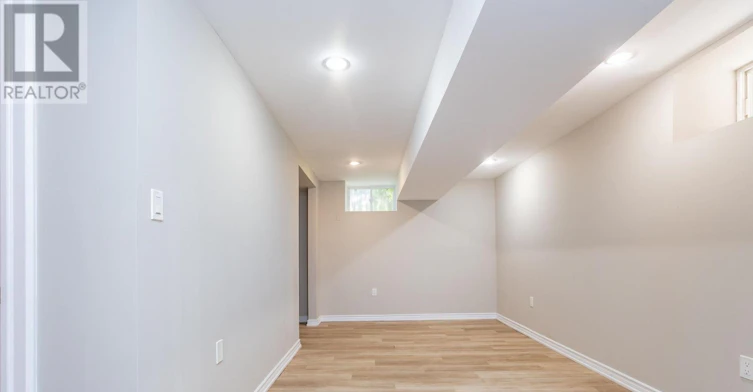 BSMT-25 Spadina Avenue, Hamilton, ON, L8M 2W8 - 3