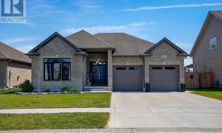 14 Thames Springs Crescent
