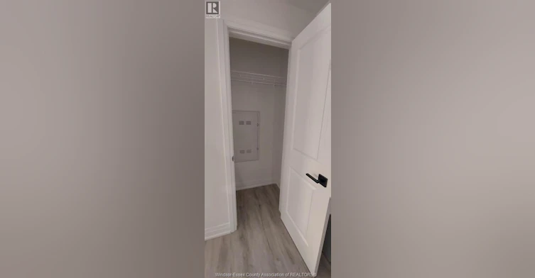 3370 Stella Crescent, Windsor, ON, N8T 0B8 - 8