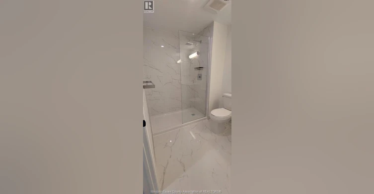 3370 Stella Crescent, Windsor, ON, N8T 0B8 - 3