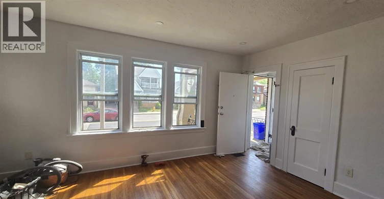 MAIN-2257 Howard Avenue, Windsor, ON, N8X 3V2 - 7