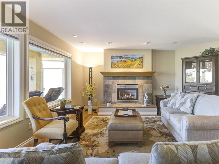 2-3333 Chancellor Place, West Kelowna, BC, V4T 2S9 - 8