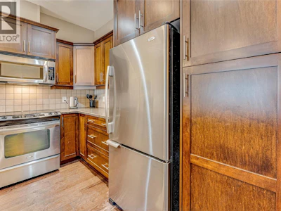 104-3606 25 Avenue - 4