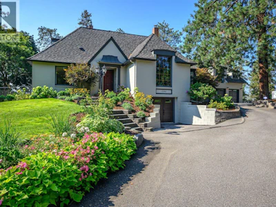 2202 26 Street - 4