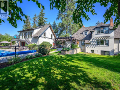 2202 26 Street - 5