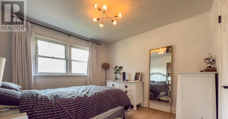 UPPER-10 Western Avenue, Guelph, ON, N1H 6A6 - 16