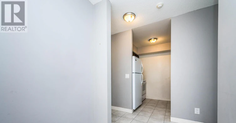 806-70 Town Centre Court, Toronto, ON, M1P 0B2 - 5