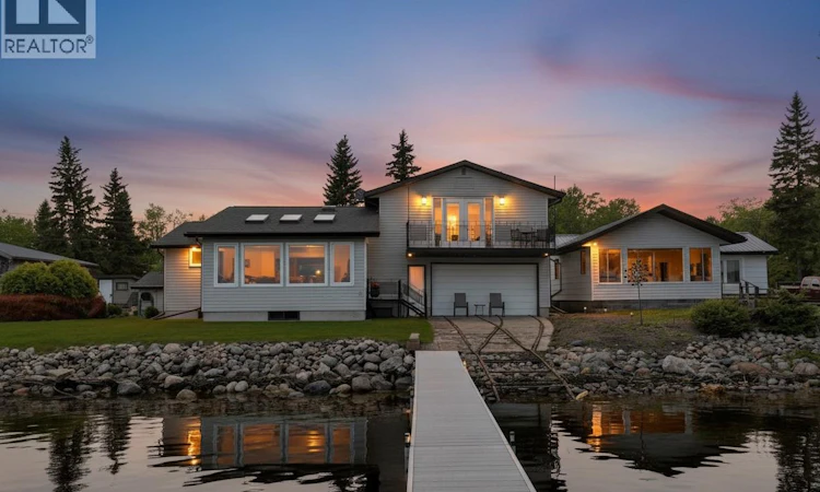 48 Lakeview Drive
