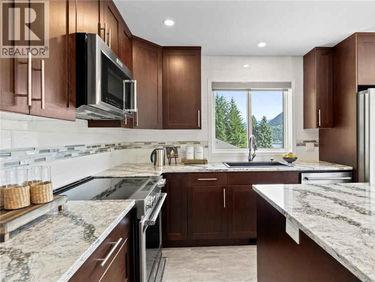 2934 Juniper Crescent, Blind Bay, BC, V0E 2W2 - 14