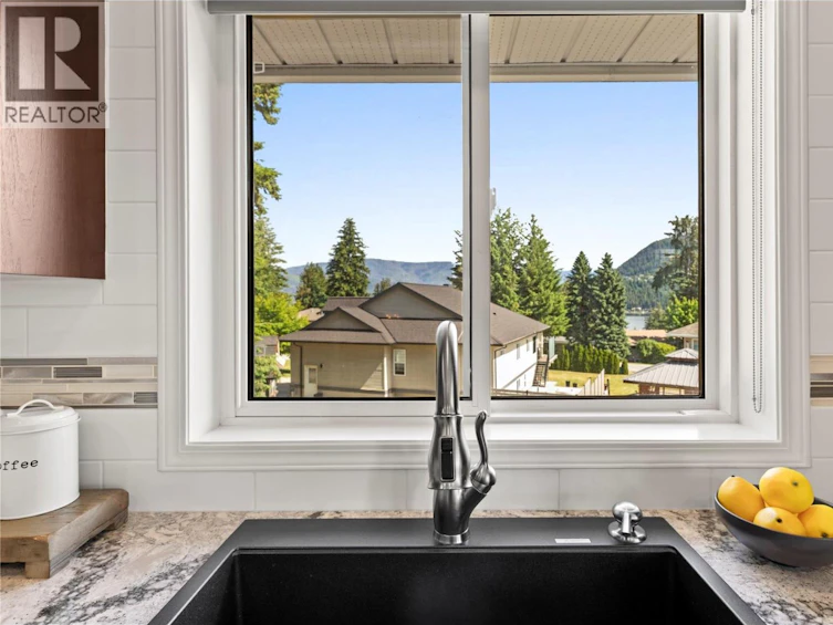 2934 Juniper Crescent, Blind Bay, BC, V0E 2W2 - 17