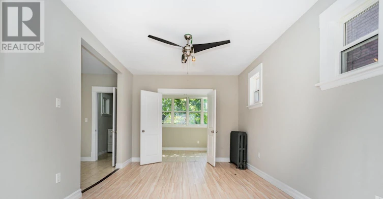 MAIN-25 Spadina Avenue, Hamilton, ON, L8M 2W8 - 12