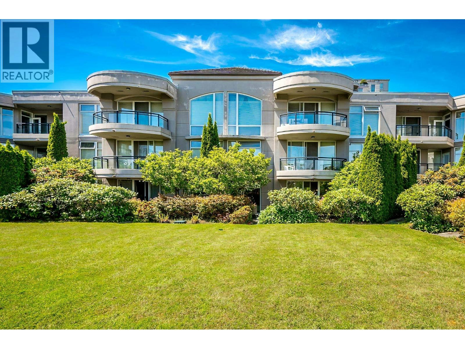 214-8480 Granville Avenue, Richmond, BC, V6Y 4E8